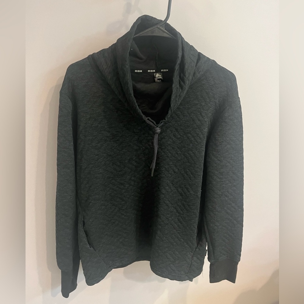 Drawstring collar sweatshirt